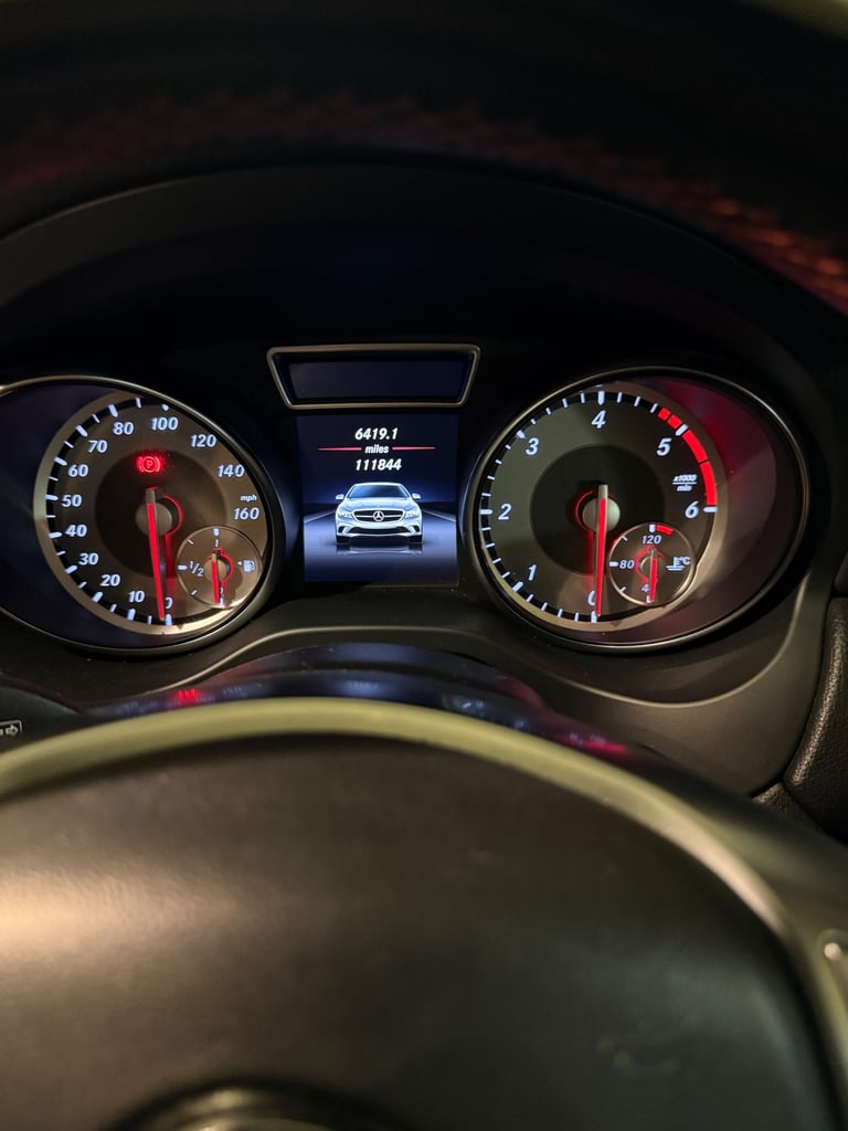 Mercedes-Benz, CLA, Saloon, 2014, Manual, 1796 (cc), 4 doors