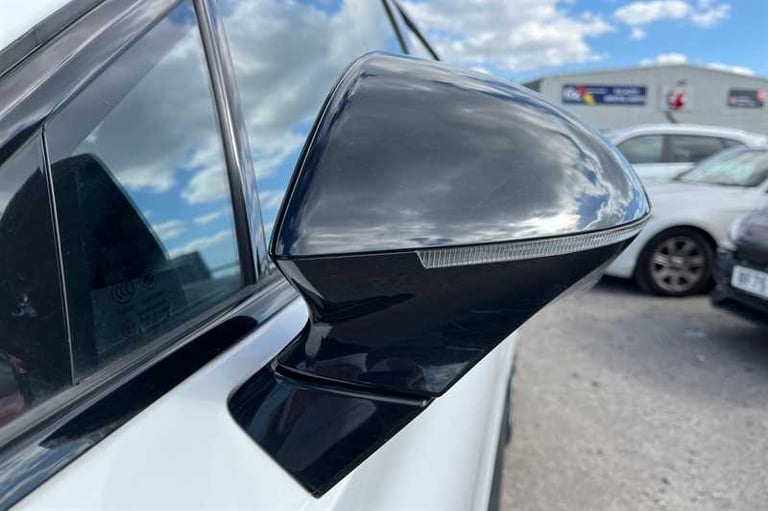 2023 MG MG4 64kWh Trophy Long Range Hatchback 5dr Electric Auto (203 ps) Hatchback Electric Autom...