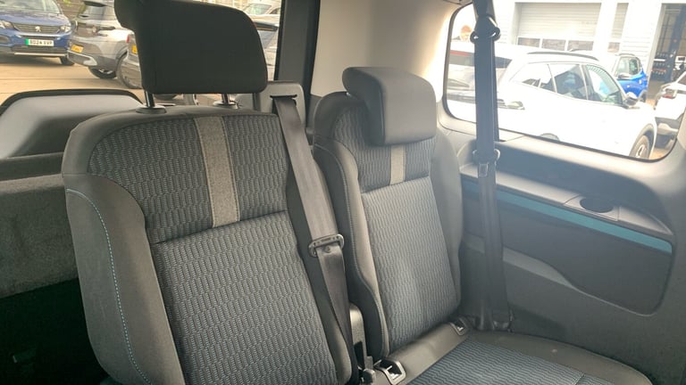 2021 Peugeot Traveller 50kWh Active Standard MPV 5dr Electric Auto MWB (8 Seat, 7.4kW Charger) (1...