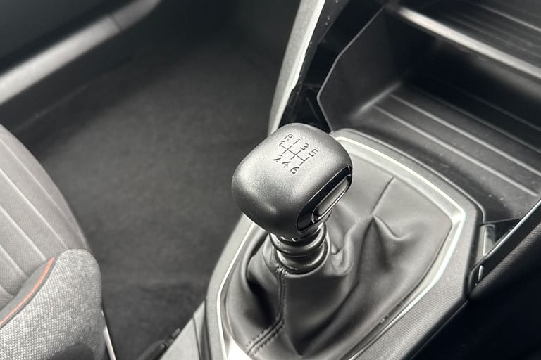 2022 Peugeot 2008 1.2 PureTech Active Premium Euro 6 (s/s) 5dr SUV Manual