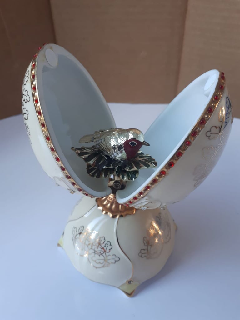 Unique Jewel Of Nature Musical Egg Robin Christmas Present Gift Living Room Decor Collectible