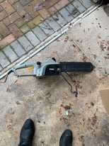 Free electric chainsaw
