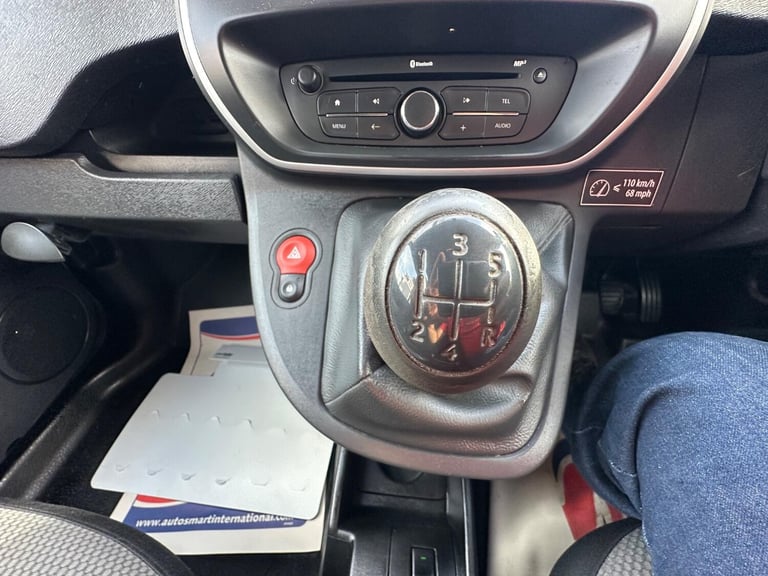 NO VAT** ULEZ COMPLIANT**FINANCE AVAILABLE**2017 RENAULT KANGOO**12 MONTHS MOT