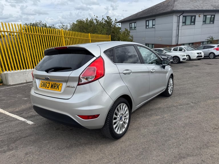 2013 Ford Fiesta 1.0T EcoBoost Titanium Euro 5 (s/s) 5dr HATCHBACK Petrol Manual