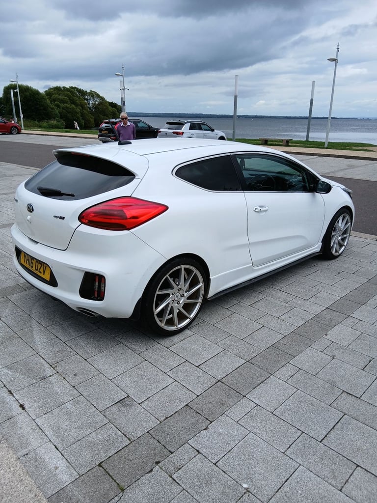 Kia, PRO CEED, Hatchback, 2016, Manual, 1582 (cc), 3 doors