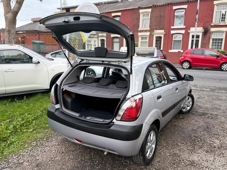 2009 Kia Rio 1.4 Chill 5dr HATCHBACK Petrol Manual