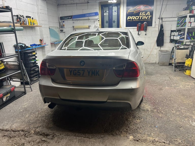 BMW, 3 SERIES, Saloon, 2007, Manual, 1995 (cc), 4 doors
