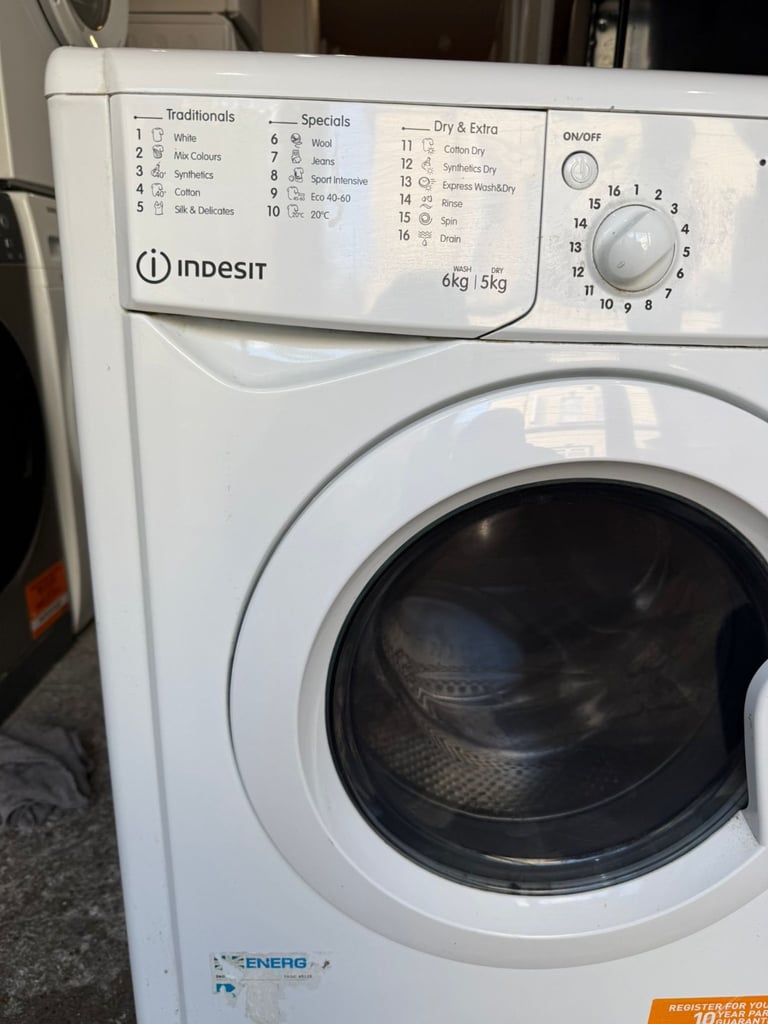 Indesit 6+5kg Washer Dryer Withh Free Deliveryy N Warranty 