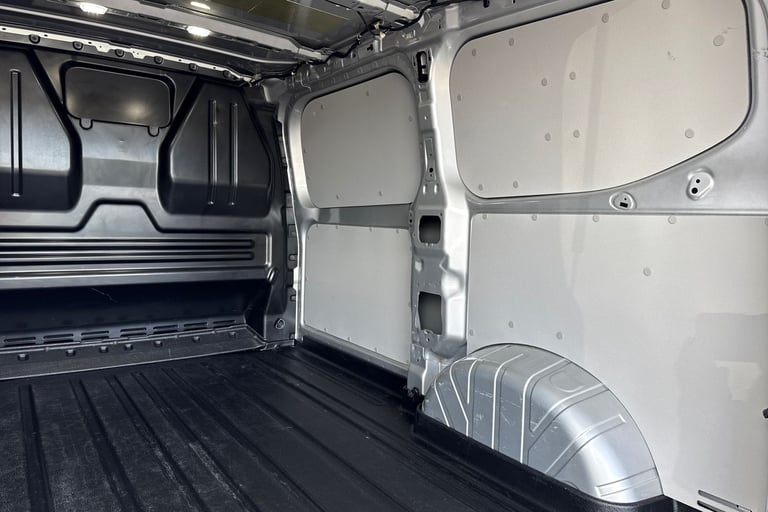 2024 Ford Transit Custom 2.0 EcoBlue 170ps H1 Van Limited Auto-Tailgate-NAV Van DIESEL Automatic