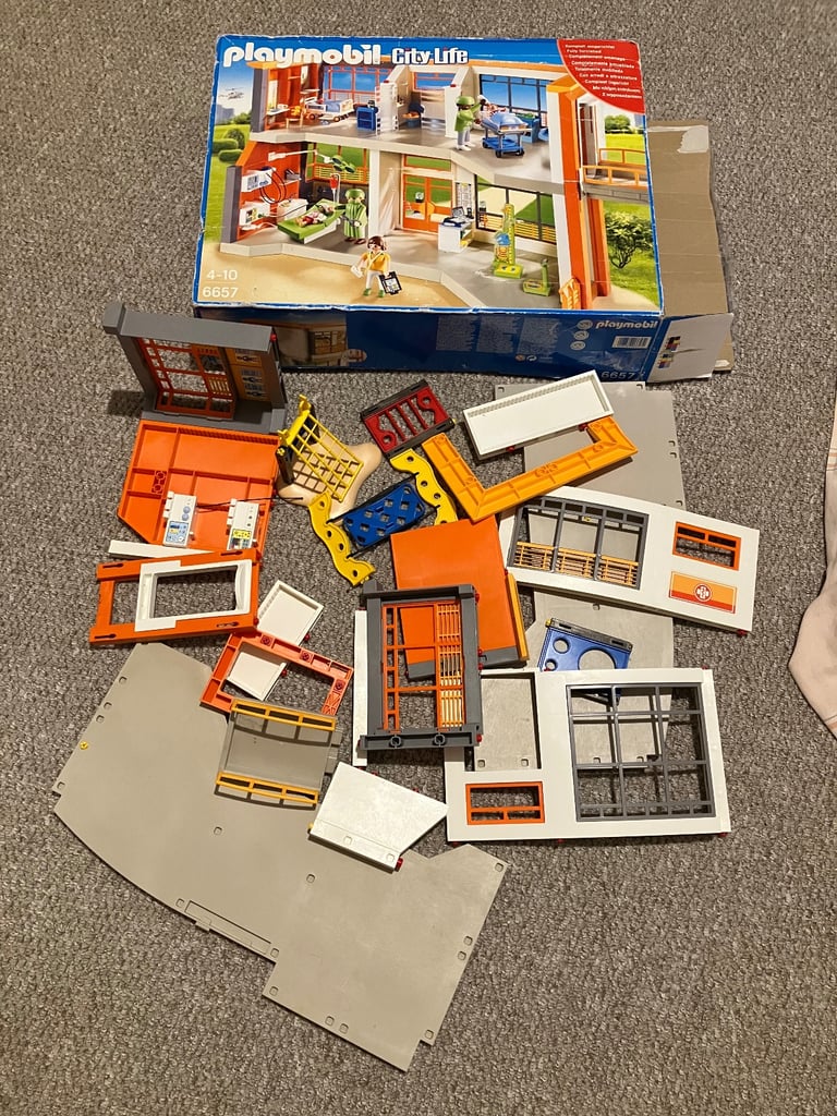 Play mobile hospital, bits missing, boxed