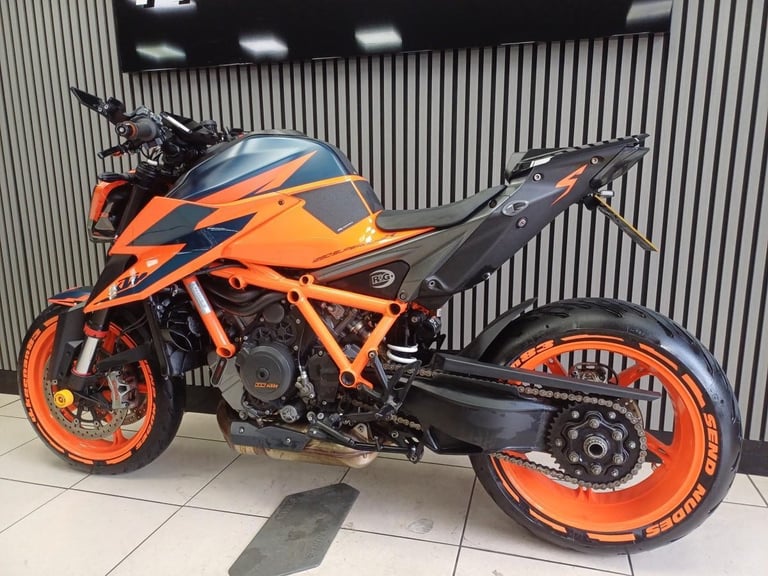 KTM 1290 SUPERDUKE R   21 REG    14304 MILES    DELIVERY    FINANCE    PX