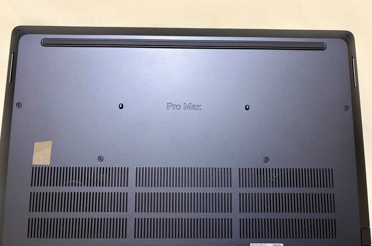 Dell pro max 16- Ultra i9 - 64 GB DDR5 Ram 