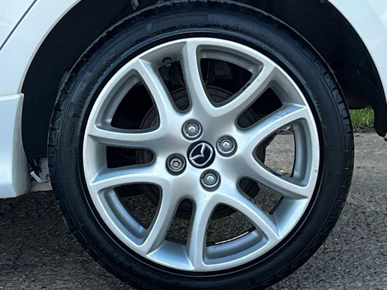 2013 Mazda Mazda2 1.3 Venture Edition 5dr HATCHBACK PETROL Manual