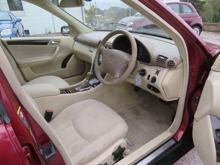 2004 Mercedes-Benz C Class 1.8 C180 Kompressor Elegance SE 4dr SALOON Petrol Automatic
