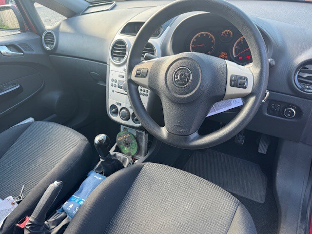 2011 Vauxhall Corsa 1.0i 12V ecoFLEX Energy 3dr HATCHBACK Petrol Manual - Image 11