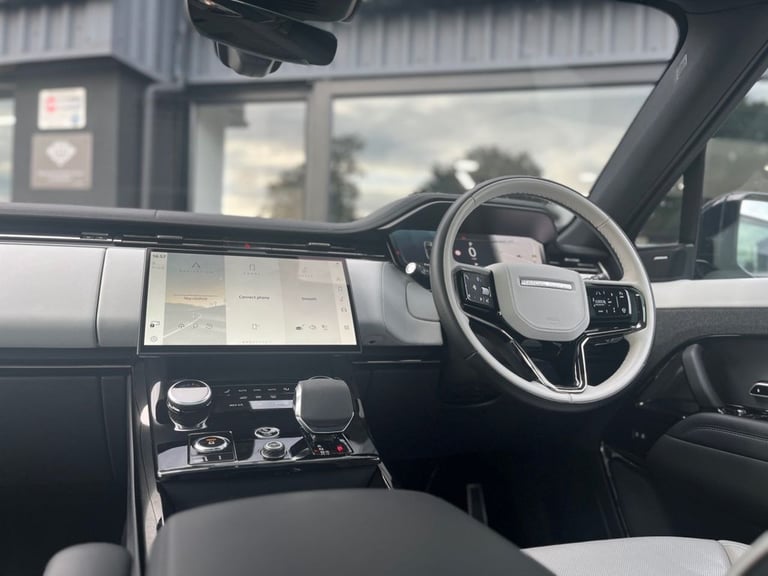 2023 J LAND ROVER RANGE ROVER SPORT 3.0 P400 MHEV DYNAMIC SE SUV 5DR PETROL AUTO