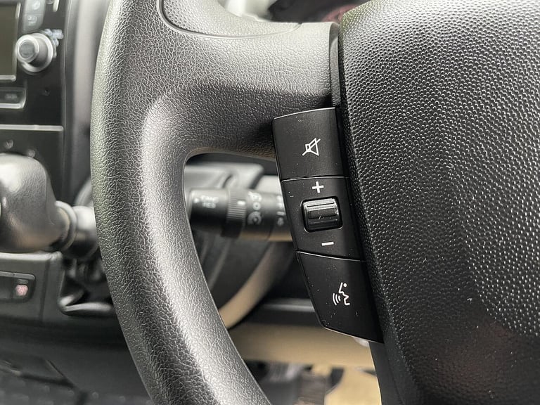 2022 Peugeot Boxer 2.2 BlueHDi 335 Professional L3 H2 Euro 6 (s/s) 5dr PANEL VAN Diesel Manual