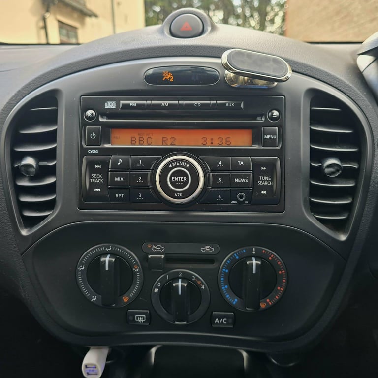 Nissan, JUKE, Hatchback, 2013, Manual, 1598 (cc), 5 doors