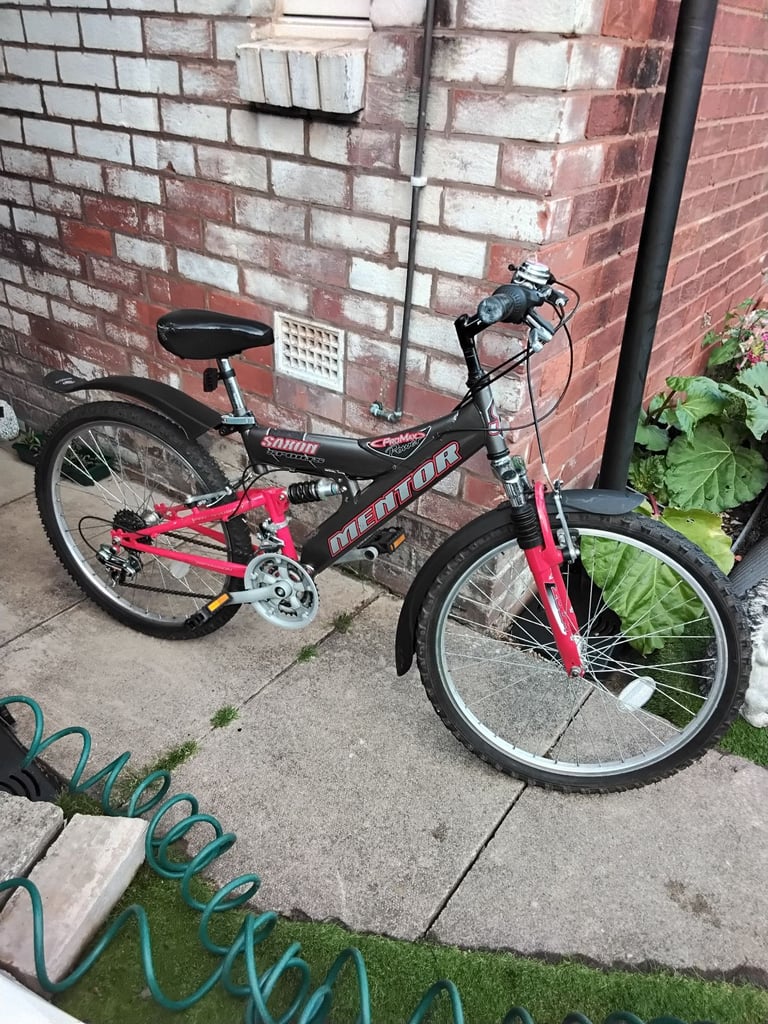 *REDUCED*24 inch Bike Shimano Gears, Dual suspension £40 ******