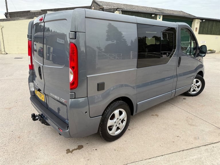 2014 Vauxhall Vivaro 2.0CDTI [115PS] Sportive Van 2.7t Tecshift Euro 5 PANEL VAN DIESEL Semi Auto...