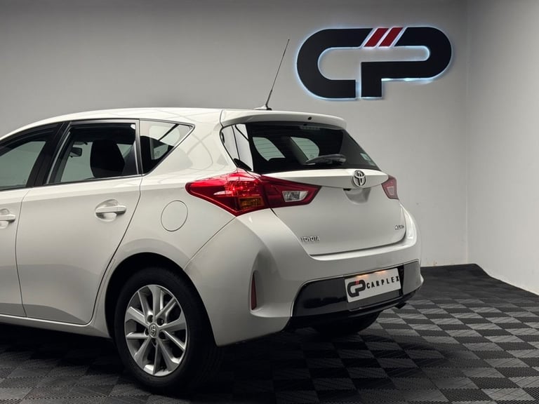 2014 Toyota Auris 1.4 D-4D Icon 5dr HATCHBACK DIESEL Manual