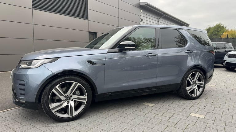 2021 Land Rover Discovery 3.0 D300 R-Dynamic HSE 5dr Auto ESTATE DIESEL Automatic