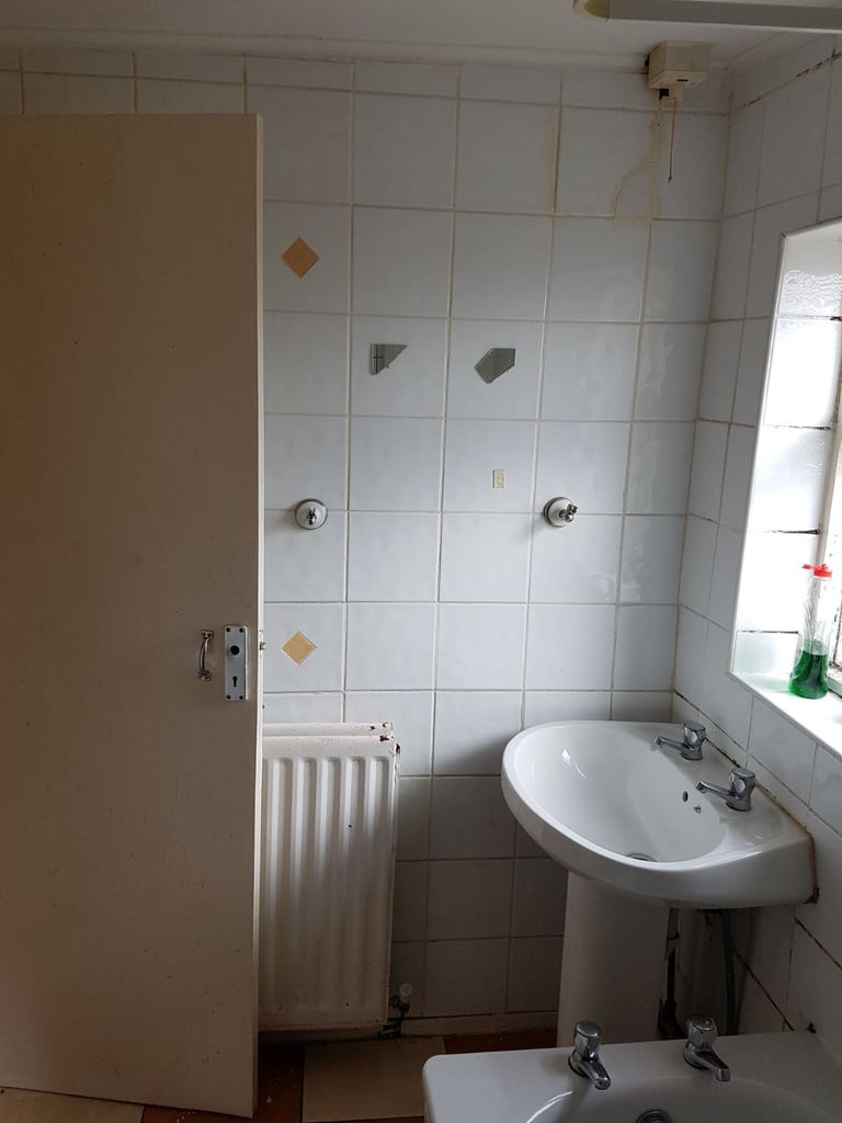 NICE 3 BED ON  Westbourne avenue , Park END,  NE8 4NS Gateshead 