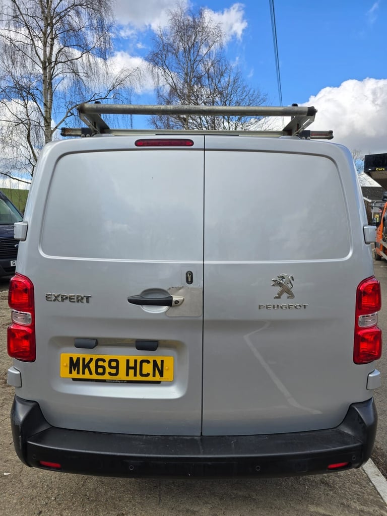 2020 Peugeot Expert 1400 2.0 BlueHDi 120 Professional LWB Van PANEL VAN Diesel Manual