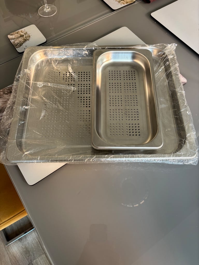 2 x Neff Steam Oven Perforated Trays