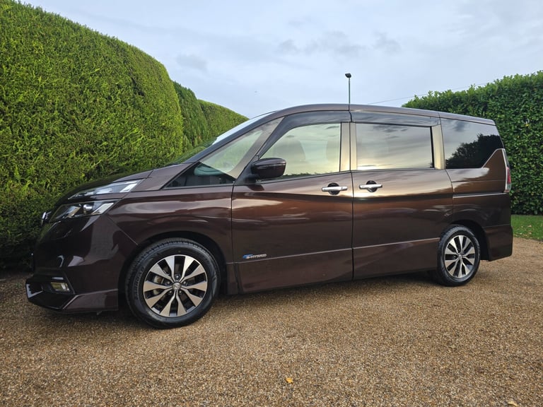 NISSAN SERENA 2.0 S-HYBRID Highway Star V - AUTOMATIC - 8 SEATER - 5DR - 2018