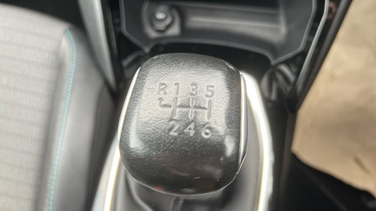 2021 Peugeot 208 1.2 PureTech 100 Allure 5dr Petrol Hatchback Hatchback Petrol Manual