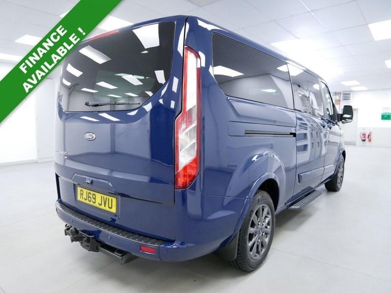 69 FORD TOURNEO CUSTOM 320 2.0 EBL 185 BHP L2 LONG TITANIUM X AUTO 8 SEATER