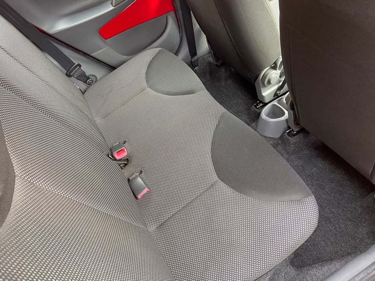 2009 Toyota Aygo 1.0 VVT-i + Hatchback 5dr Petrol Manual Euro 4 (67 bhp)