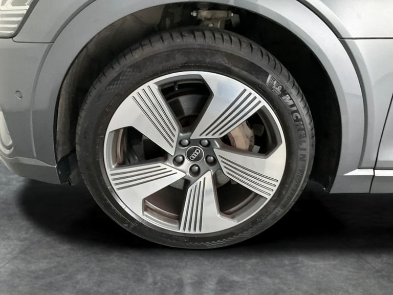 2022 Audi e-tron 55 S line Sportback 5dr Electric Auto quattro 95kWh (11kW Charger) (408 ps) Suv ...