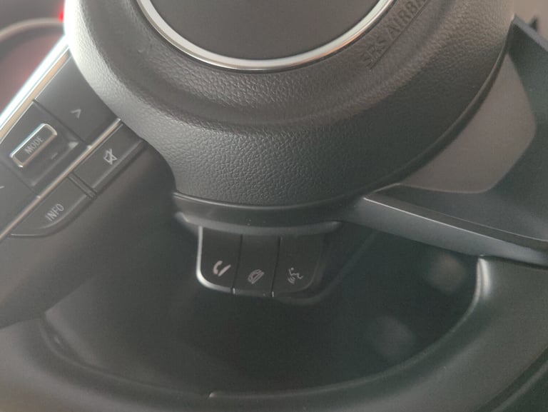 SUZUKI SWIFT; HYBRID; APPLE &amp; ANDROID CAR PLAY; BLUE; ULEZ COMPLIANT;-5 DOOR;