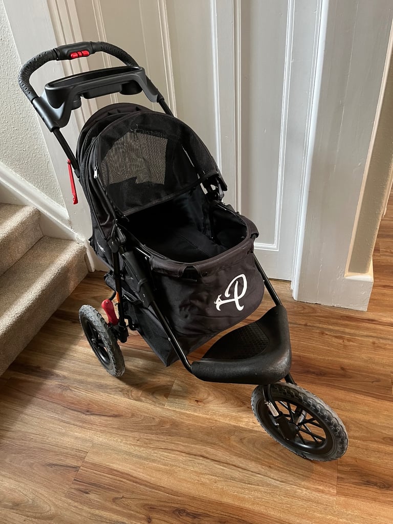 Dog stroller - as new!