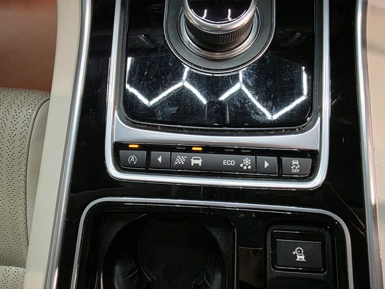 2017 Jaguar XF PRESTIGE Saloon Diesel Automatic