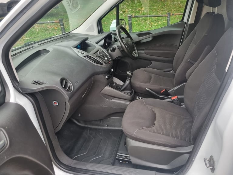 2018 Ford Transit Courier 1.5 TDCi 95ps Trend Van PANEL VAN Diesel Manual