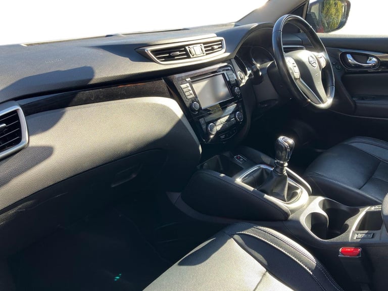 2016 Nissan Qashqai 1.5 dCi Tekna 5dr SUV DIESEL Manual