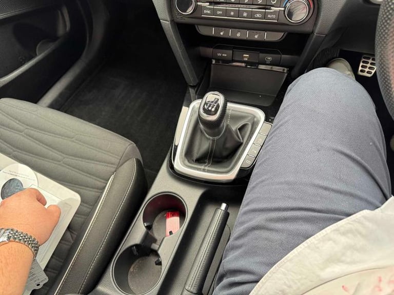 2022 Kia Ceed 1.5T GDi ISG GT-Line 5dr Manual Hatchback Petrol Manual