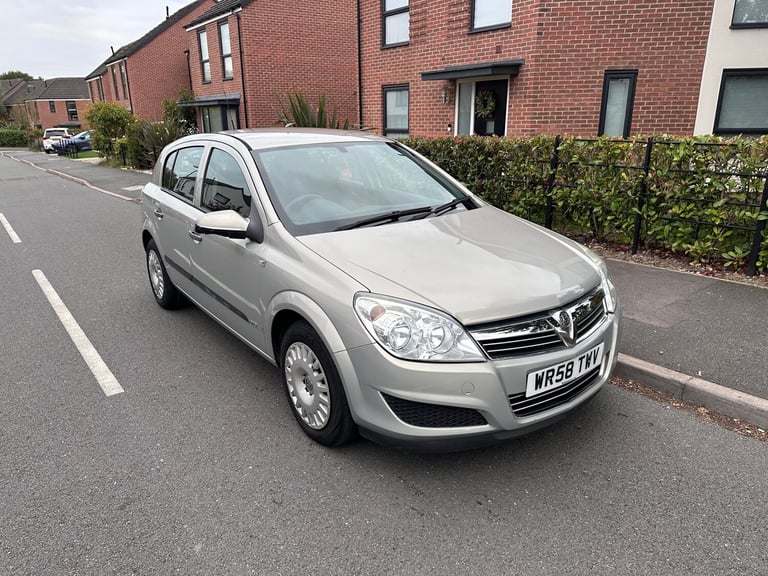 2009 Vauxhall Astra 1.6i 16V Life [115] 5dr [AC] HATCHBACK Petrol Manual