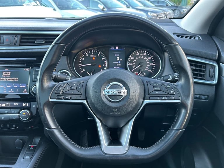 2019 Nissan Qashqai 1.3 DiG-T N-Connecta 5dr HATCHBACK PETROL Manual
