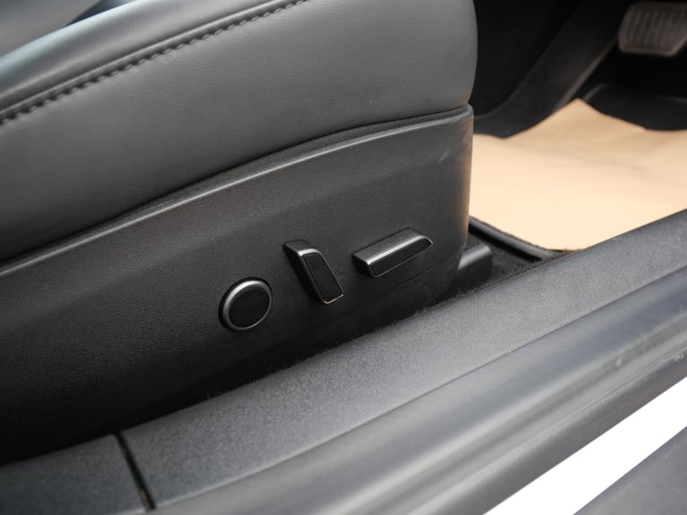 2022 Tesla Model 3 Standard Range Plus Electric Auto RWD (241 bhp) 4dr Electric