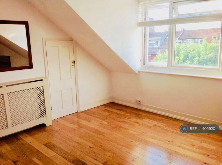 3 bedroom flat in Cavendish Road, London, N4 (3 bed) (#405920)