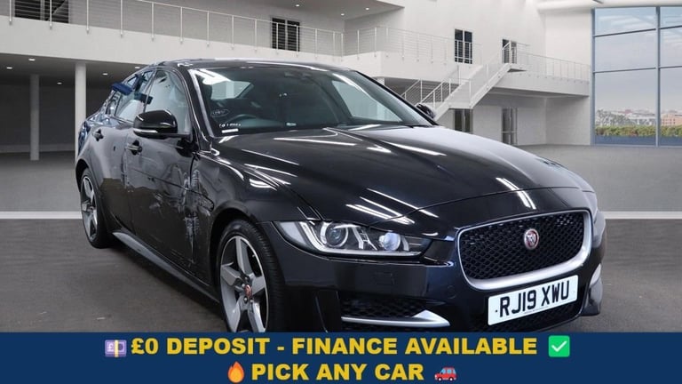 2019 Jaguar XE 2.0d R-Sport Saloon 4dr Diesel Auto Euro 6 (s/s) (180 ps) Saloon Diesel Automatic