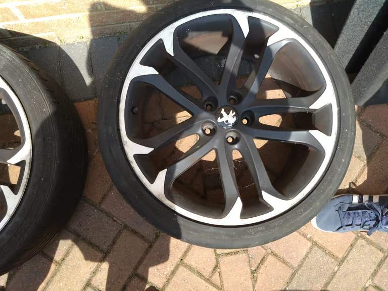 image for Peugeot RCZ 19" Alloy Wheels Set 8.5Jx19 ET27