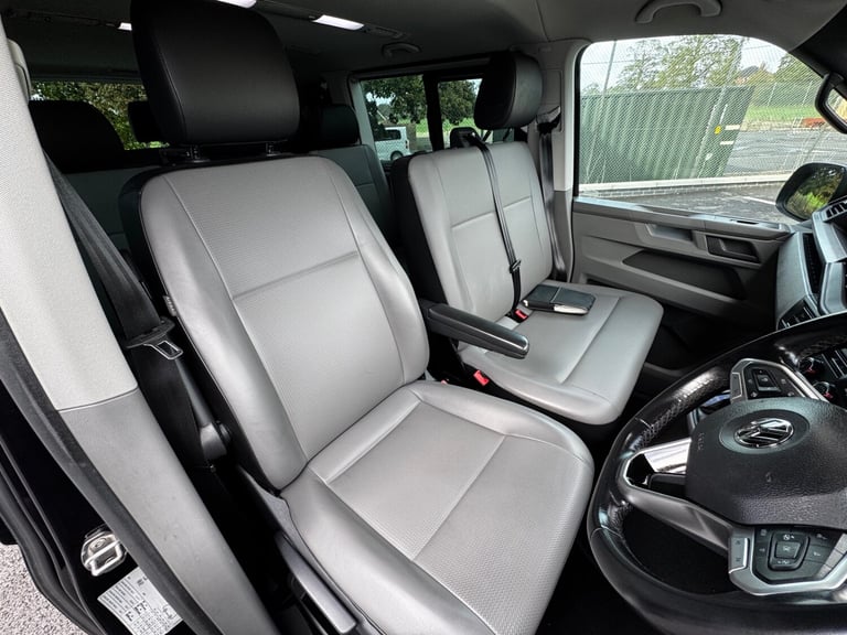 2020 Volkswagen Transporter Shuttle 2.0 TDI 150PS SE Minibus DSG MPV Diesel Automatic
