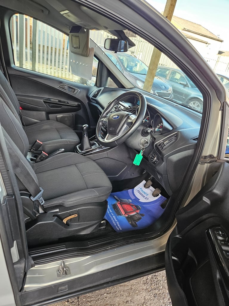 NISSAN NOTE 1.4 16V n-tec 2010