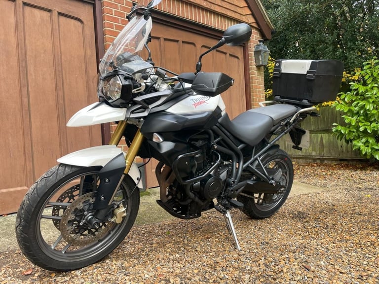 2012 TRIUMPH TIGER 800