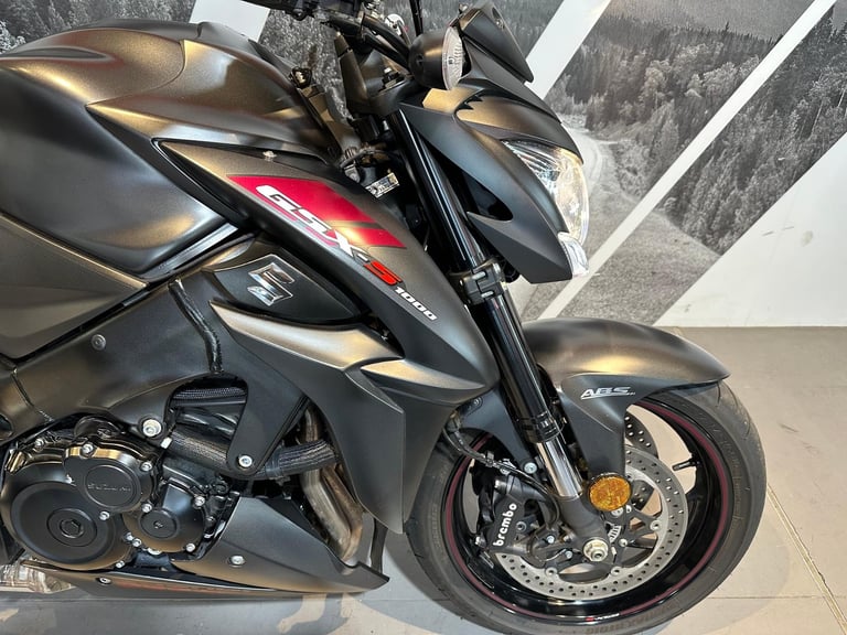 Suzuki GSX-S GSXS 1000 Phantom 2019 with 8017 miles + extra's 